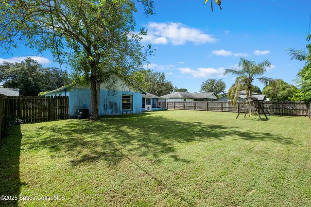 1429 Heartwellville Street NW, Palm Bay, FL 32907