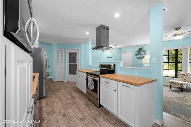 1429 Heartwellville Street NW, Palm Bay, FL 32907