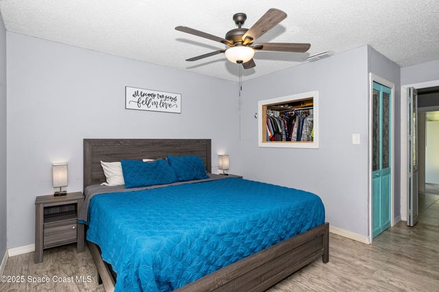 1429 Heartwellville Street NW, Palm Bay, FL 32907