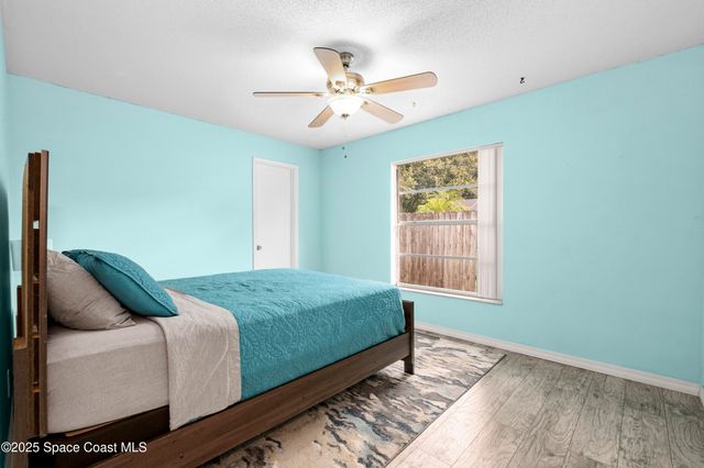 1429 Heartwellville Street NW, Palm Bay, FL 32907