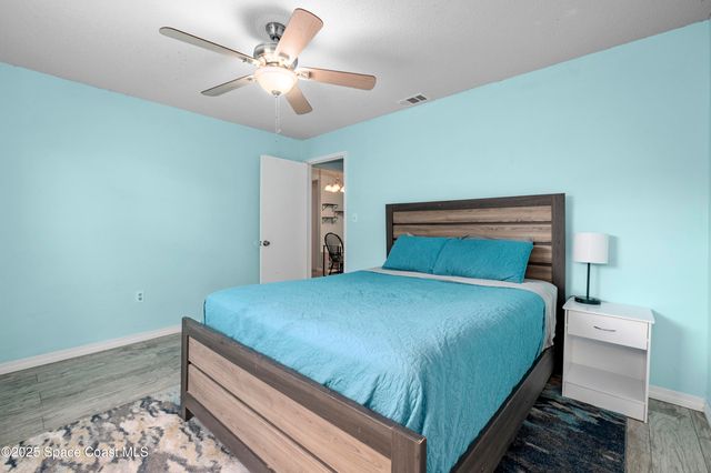 1429 Heartwellville Street NW, Palm Bay, FL 32907