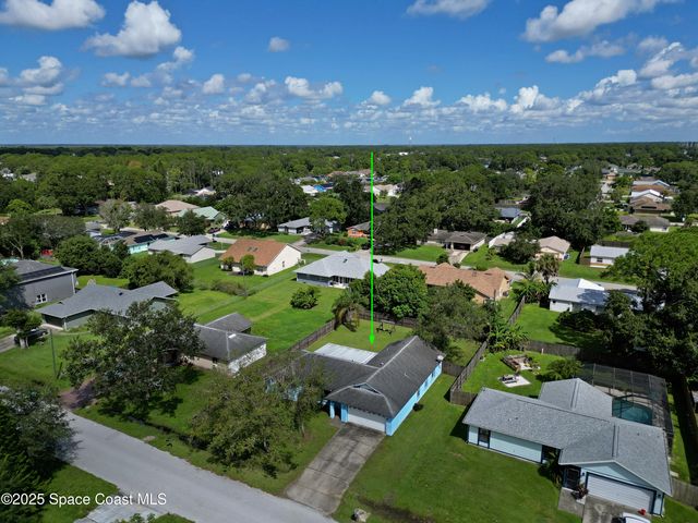 1429 Heartwellville Street NW, Palm Bay, FL 32907