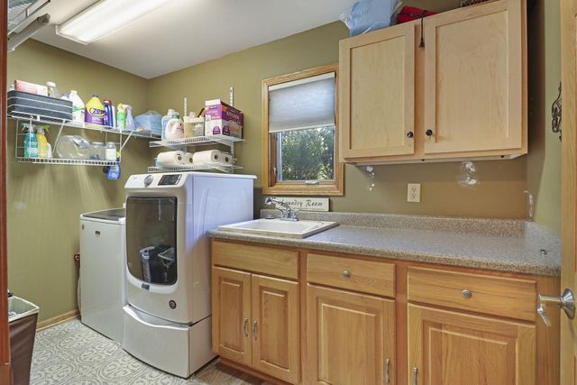 2714 10th PLACE, Kenosha, WI 53140