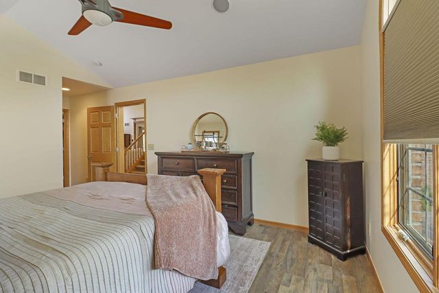 2714 10th PLACE, Kenosha, WI 53140
