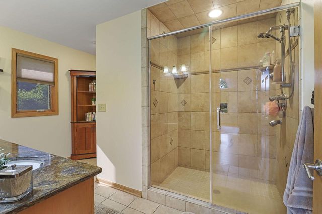 2714 10th PLACE, Kenosha, WI 53140