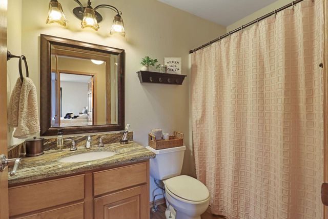 2714 10th PLACE, Kenosha, WI 53140