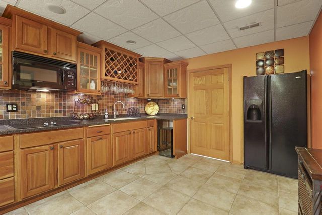 2714 10th PLACE, Kenosha, WI 53140