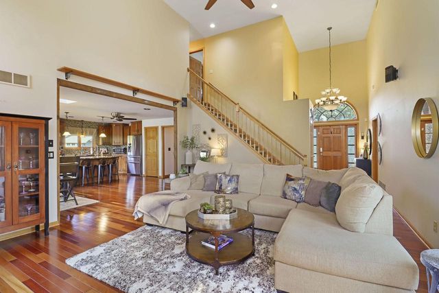 2714 10th PLACE, Kenosha, WI 53140