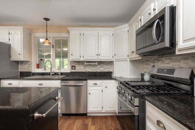 3461 N Hoover Avenue, Gladwin, MI 48624