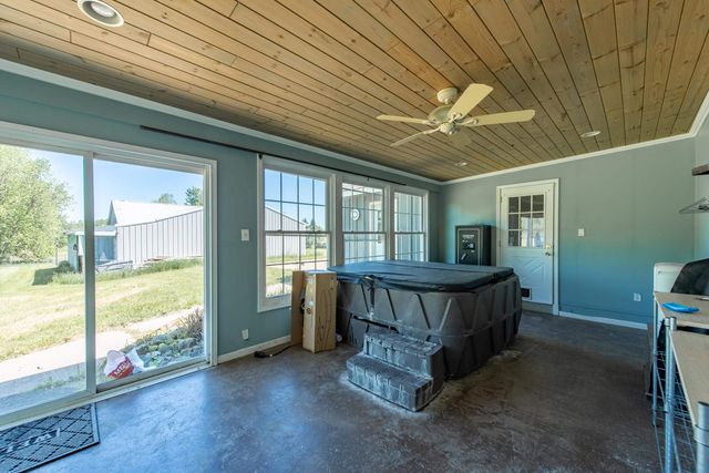 3461 N Hoover Avenue, Gladwin, MI 48624