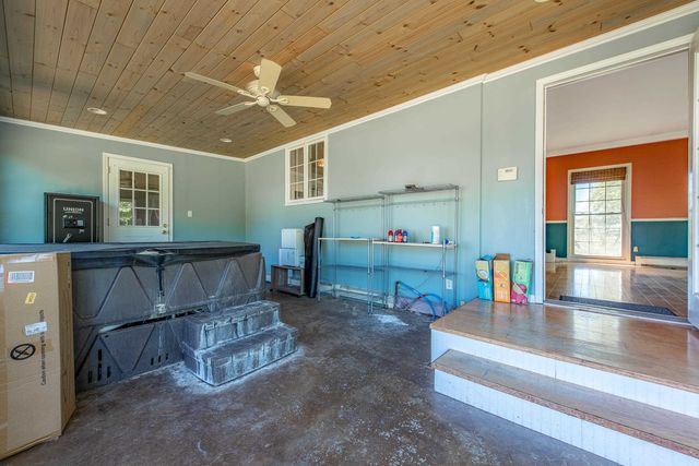 3461 N Hoover Avenue, Gladwin, MI 48624