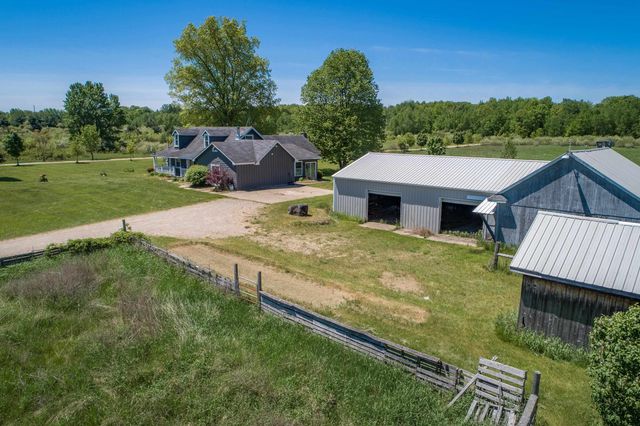 3461 N Hoover Avenue, Gladwin, MI 48624