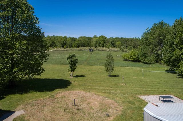 3461 N Hoover Avenue, Gladwin, MI 48624