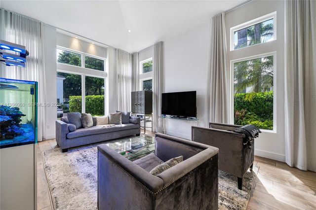 3703 NE 199th Street, Aventura, FL 33180