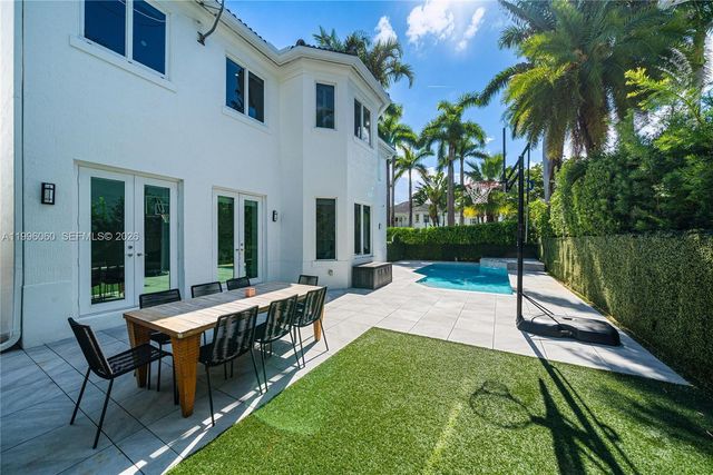 3703 NE 199th Street, Aventura, FL 33180