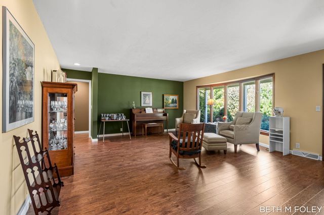 6162 147th Avenue, Holland, MI 49423