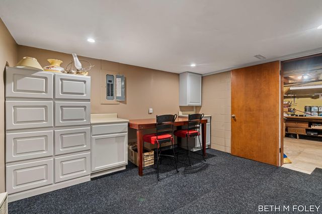 6162 147th Avenue, Holland, MI 49423