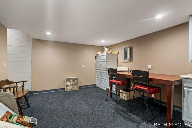 6162 147th Avenue, Holland, MI 49423