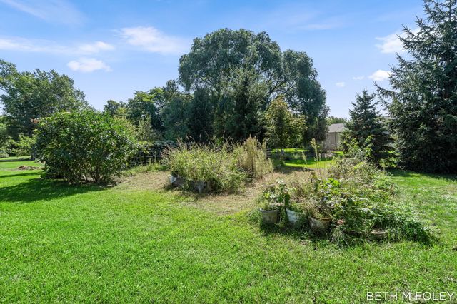 6162 147th Avenue, Holland, MI 49423