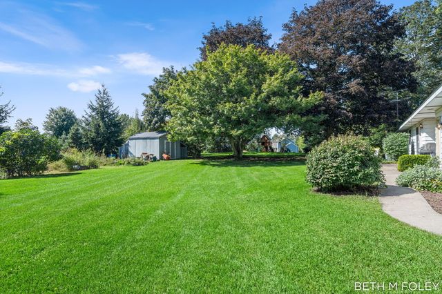 6162 147th Avenue, Holland, MI 49423