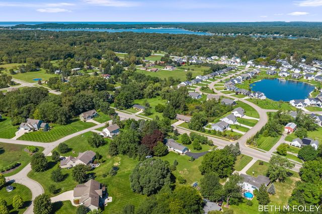 6162 147th Avenue, Holland, MI 49423