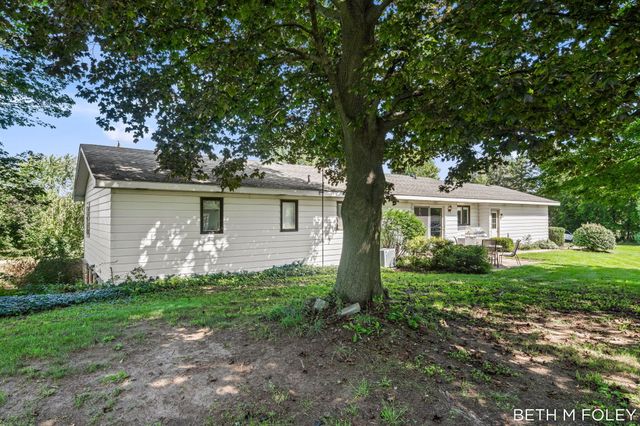 6162 147th Avenue, Holland, MI 49423