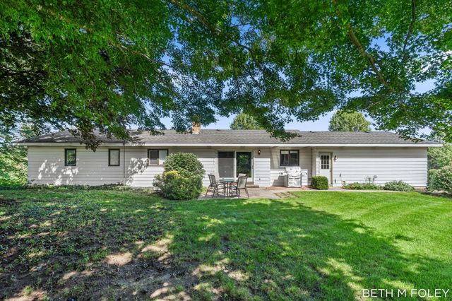 6162 147th Avenue, Holland, MI 49423