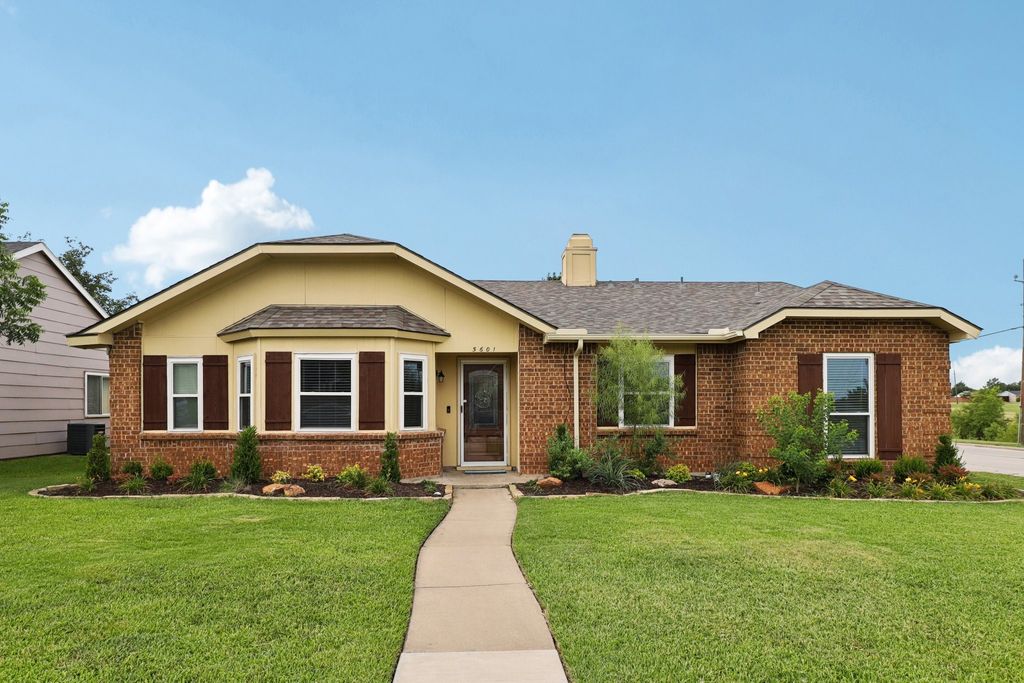 5601 Trego Street, The Colony, TX 75056