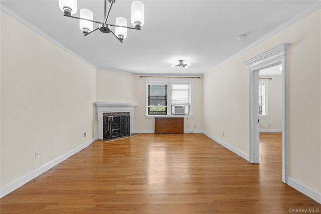 68 E Hartsdale Avenue 5D, Hartsdale, NY 10530