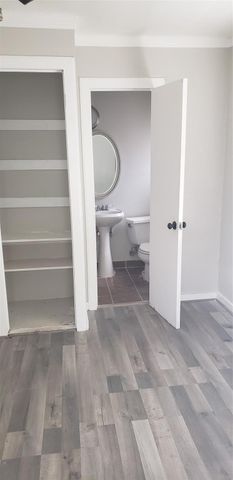 912 Jennetta Street, Rosenberg, TX 77471