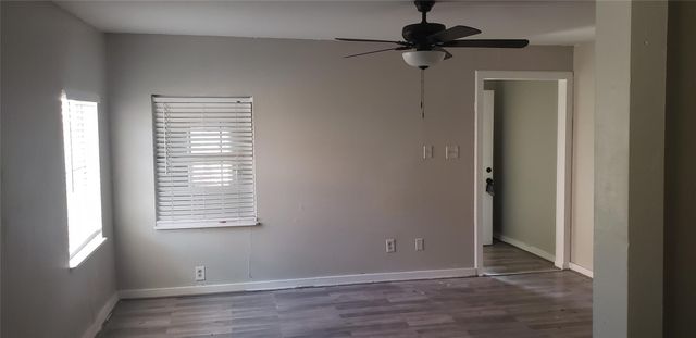 912 Jennetta Street, Rosenberg, TX 77471