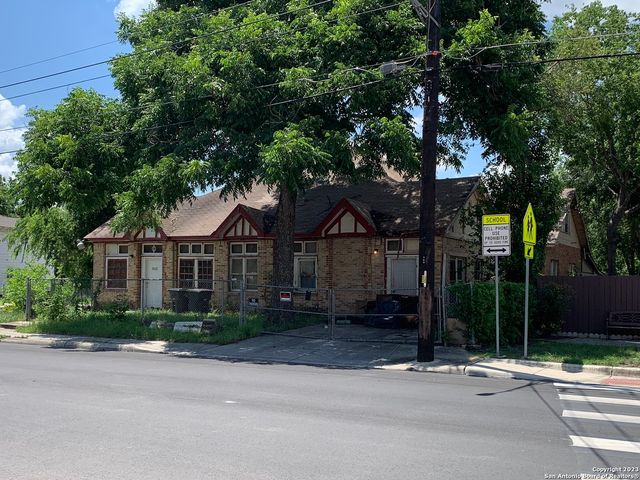 300 W PYRON AVE, San Antonio, TX 78214