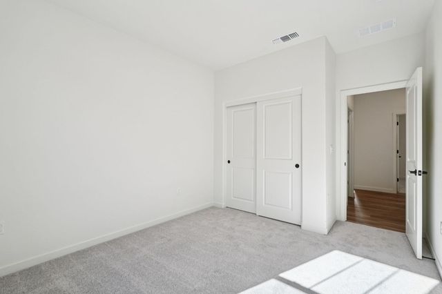 10340 W Hema Way, Elk Grove, CA 95757