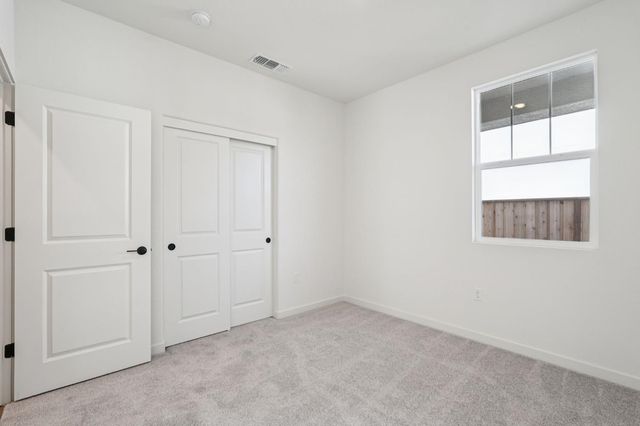 10340 W Hema Way, Elk Grove, CA 95757