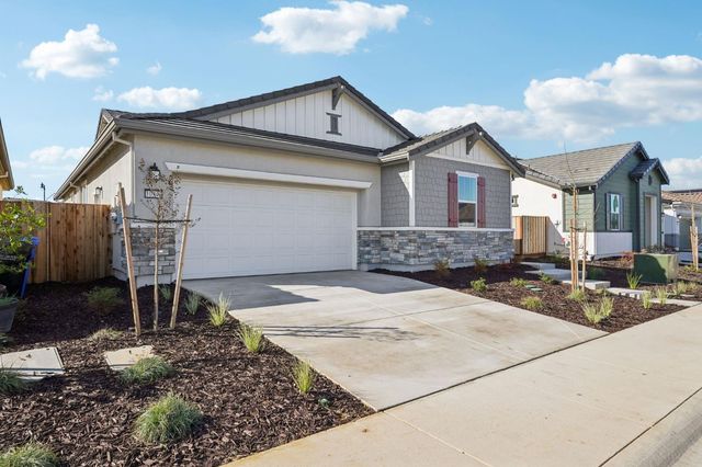 10340 W Hema Way, Elk Grove, CA 95757