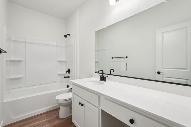 10340 W Hema Way, Elk Grove, CA 95757