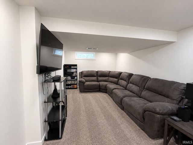 510 E Lowell Avenue, Mishawaka, IN 46545
