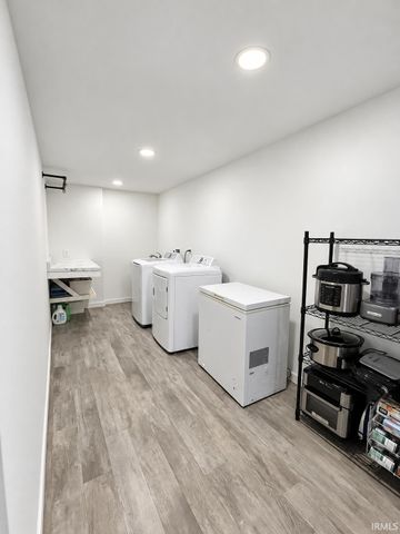 510 E Lowell Avenue, Mishawaka, IN 46545