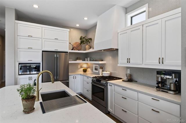 9633 Taylor River Circle, Littleton, CO 80125