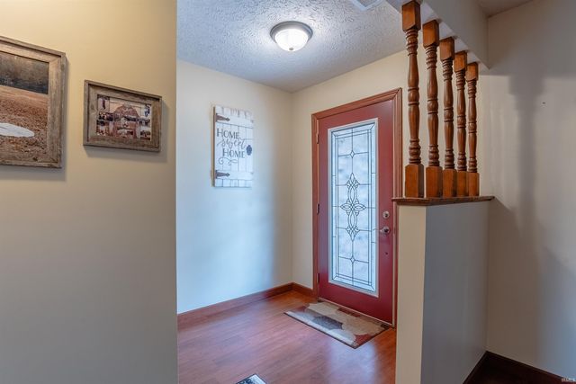 2511 Swinging Way Court, Evansville, IN 47711