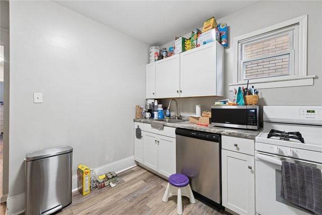 405 E 11th Ave, Greenfield, PA 15120