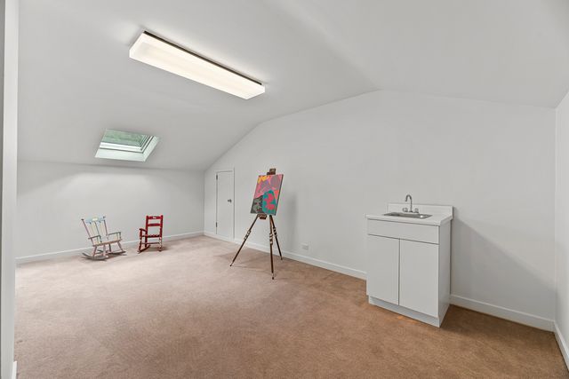 1370 Sunview Lane, Winnetka, IL 60093