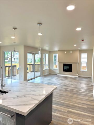 9616 48th Drive NE, Marysville, WA 98270