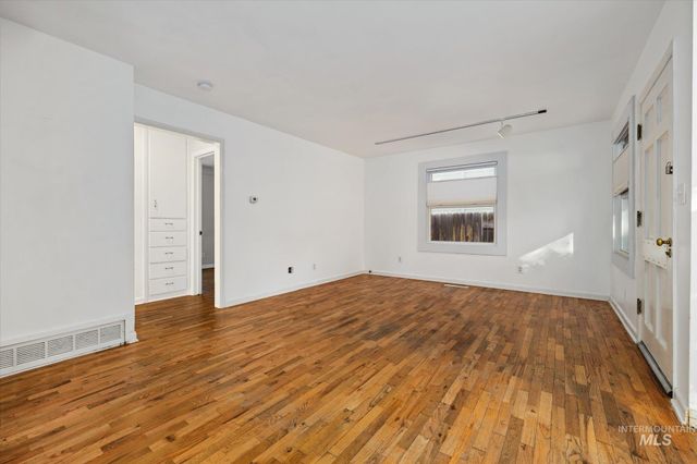 2013 N 30th St, Boise, ID 83703