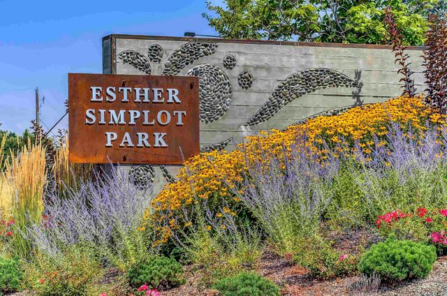 2013 N 30th St, Boise, ID 83703