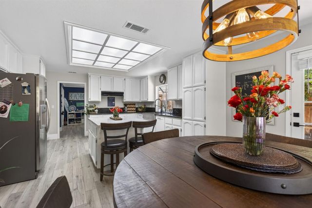 6139 Smoke Wood Ct, Loomis, CA 95650