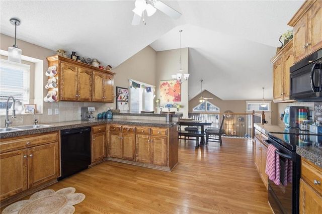 611 Chardonnay Court, Raymore, MO 64083