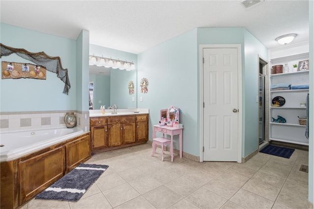 611 Chardonnay Court, Raymore, MO 64083