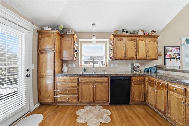 611 Chardonnay Court, Raymore, MO 64083