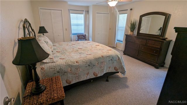 9664 W Plantation Lane, Crystal River, FL 34429